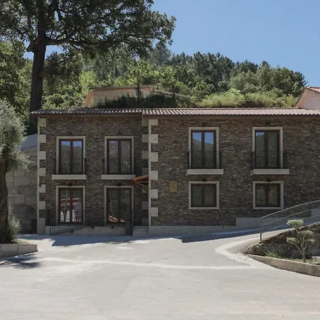 Hostel Casa Da Fonte - *